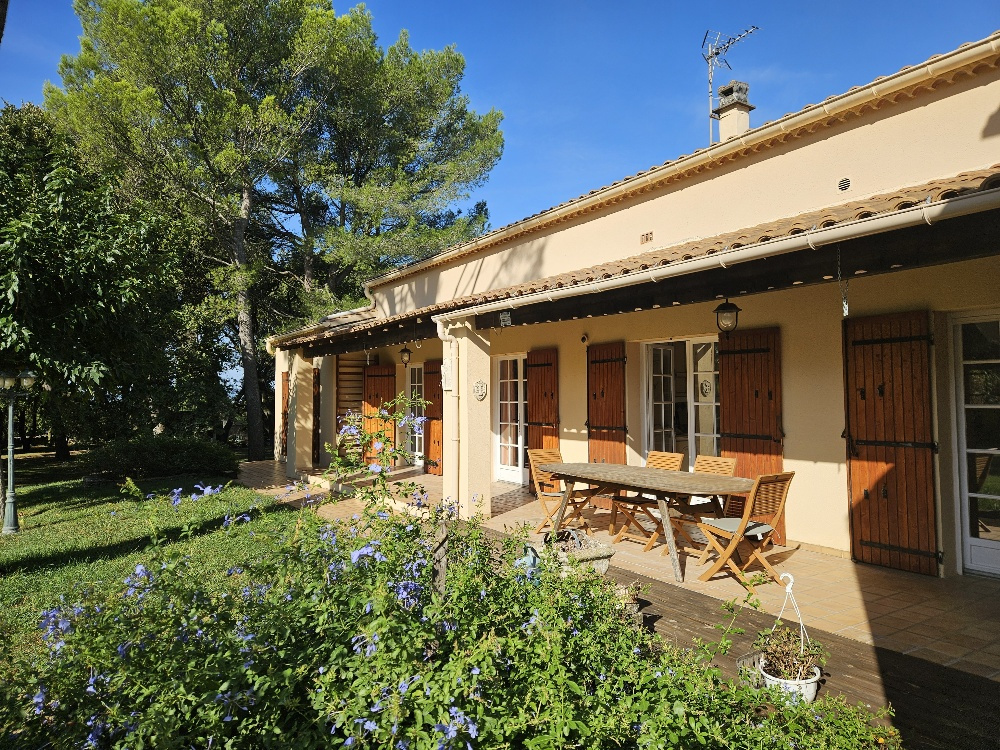Maison à vendre à Orange, 155 m², 4 pièces – photo 2 sur 5