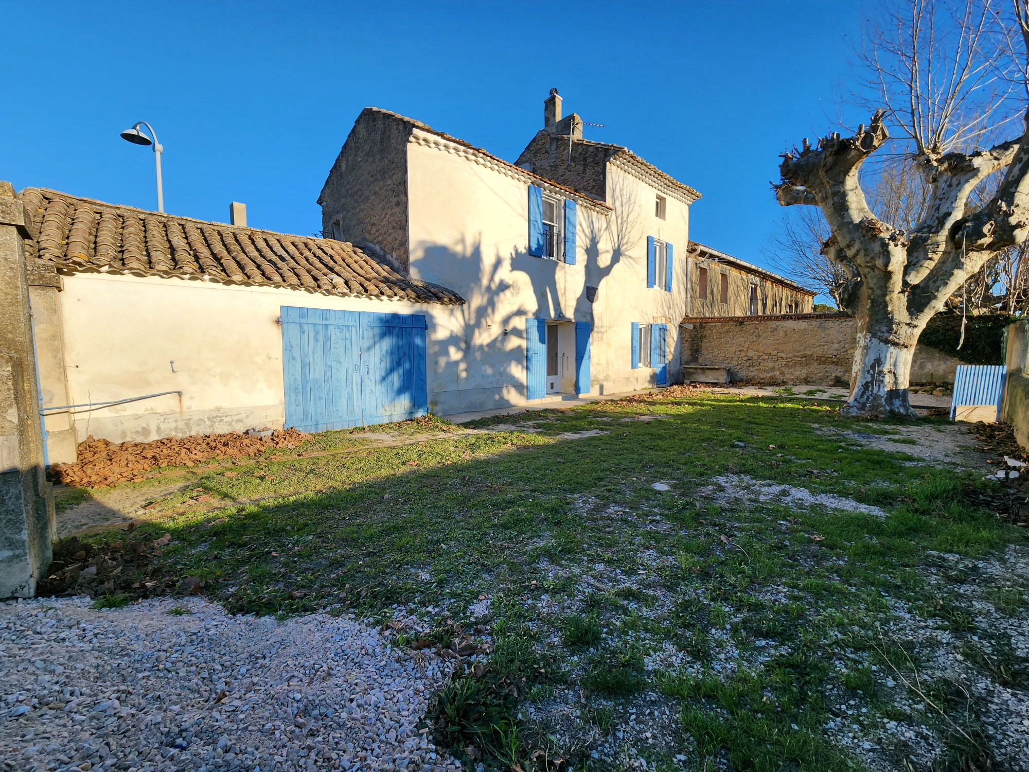Ferme à vendre à Camaret sur aigues, 115 m², 5 pièces – photo 1 sur 15
